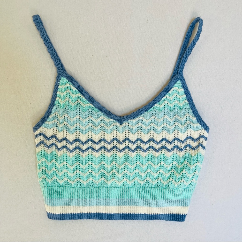 American Eagle Outfitters Chevron Stripe Knit Crochet Crop Cami Top NWT MED